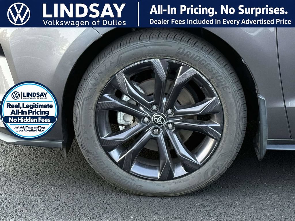 Used 2022 Toyota Sienna XSE w/ XSE Plus Package FWD image 8