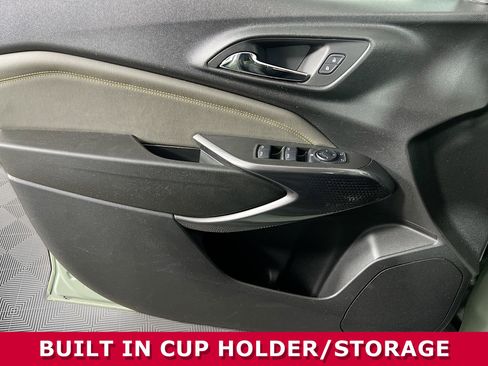 Used 2025 Chevrolet Trax ACTIV w/ Driver Confidence Package image 19