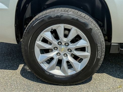 Used 2010 Chevrolet Avalanche LT w/ Luxury Package RWD image 28