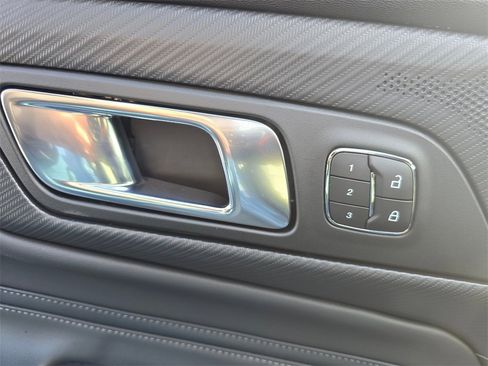 Used 2025 Ford Mustang GT Premium image 20