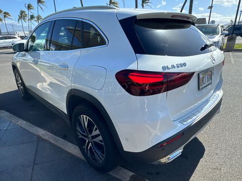 Used 2025 Mercedes-Benz GLA 250 4MATIC image 11
