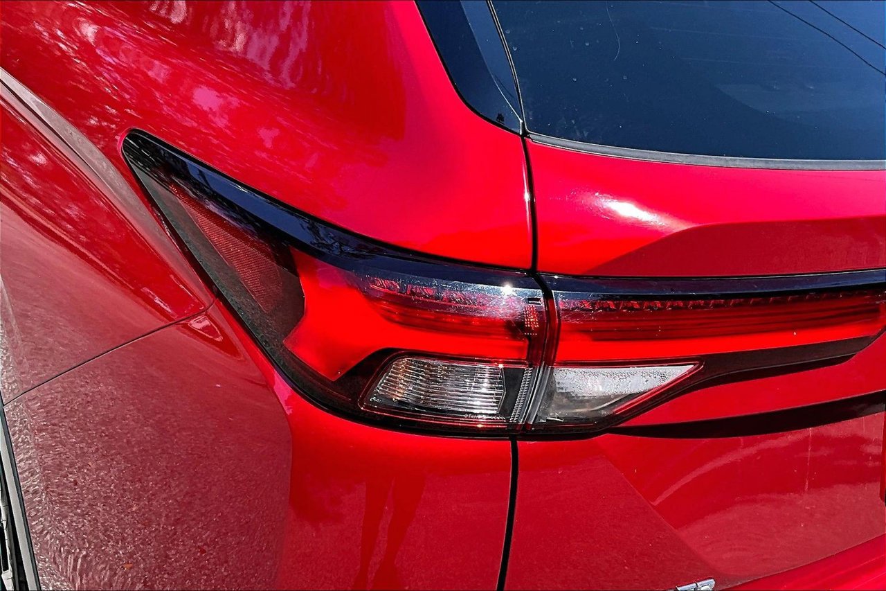 Used 2022 Mitsubishi Outlander SE AWD/4WD image 20