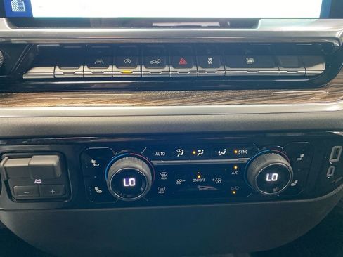 New 2025 Chevrolet Silverado 1500 LT image 18