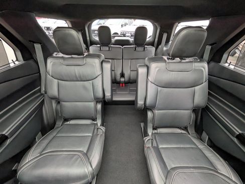 Used 2023 Ford Explorer ST w/ Equipment Group 401A AWD/4WD image 17