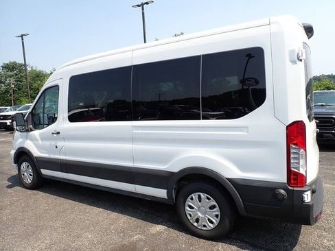 Used 2024 Ford Transit 350 XLT RWD image 4