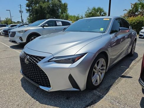 Used 2023 Lexus IS 300 w/ Comfort Package RWD image 3