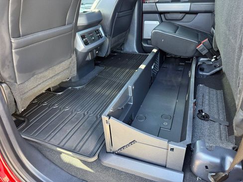 Used 2024 Ford F250 Lariat w/ Tremor Off-Road Package AWD/4WD image 14