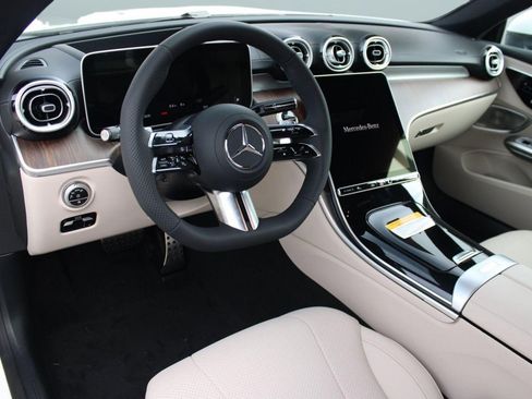 Used 2026 Mercedes-Benz CLE 300 4MATIC Coupe image 3