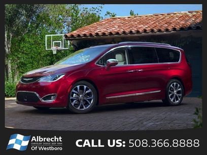 Used 2020 Chrysler Pacifica Touring-L