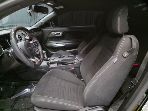 Used 2017 Ford Mustang GT image 18