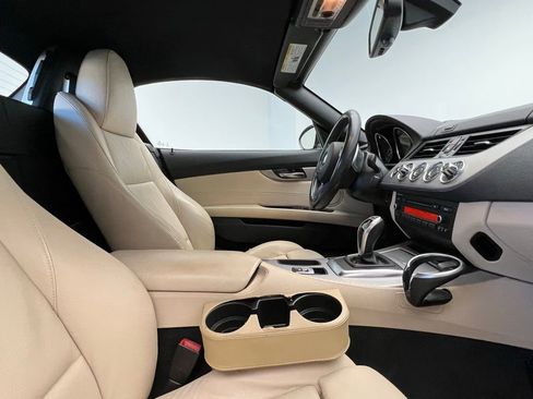 Used 2016 BMW Z4 sDrive35i image 10