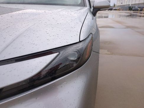 Used 2025 Toyota Camry LE w/ Convenience Package FWD image 9