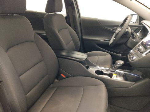 Used 2021 Chevrolet Malibu LT FWD image 21