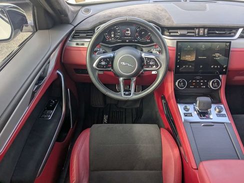 Used 2022 Jaguar F-PACE SVR AWD/4WD image 17
