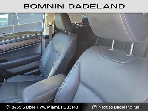 Used 2019 Subaru Outback 3.6R Limited image 11