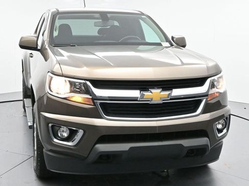 Used 2015 Chevrolet Colorado LT w/ LT Convenience Package AWD/4WD image 2