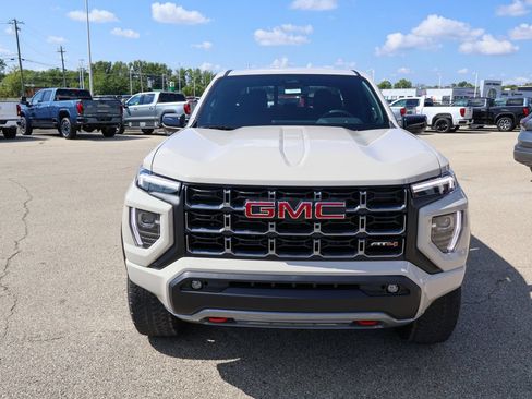 New 2026 GMC Canyon AT4 w/ Nightfall Essentials Package AWD/4WD image 26