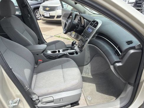 Used 2014 Chevrolet Malibu LS FWD image 19