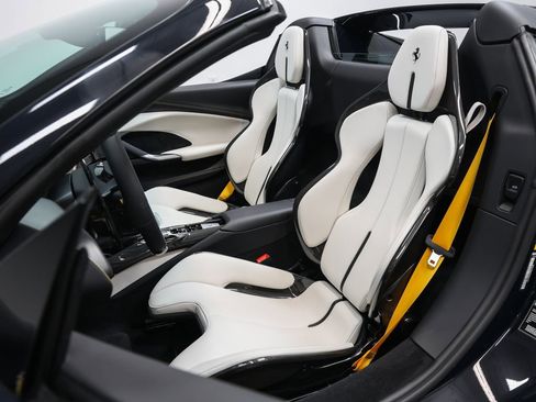 Used 2025 Ferrari 296 GTS image 3