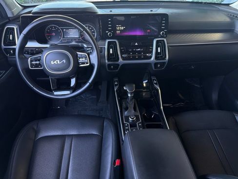 Used 2022 Kia Sorento SX FWD image 13