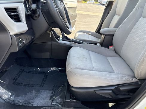 Used 2016 Toyota Corolla LE image 22