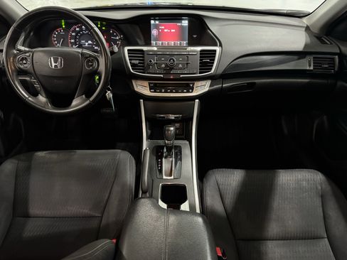 Used 2014 Honda Accord Sport image 21
