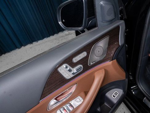New 2025 Mercedes-Benz GLS 450 4MATIC image 12