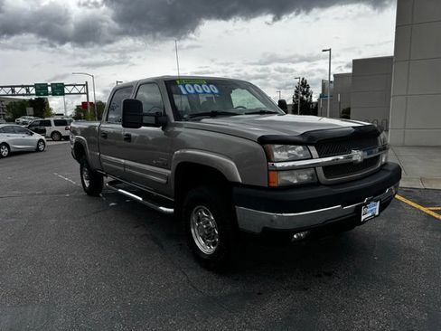 Used 2003 Chevrolet Silverado 2500 LS w/ Skid Plate Package AWD/4WD image 1
