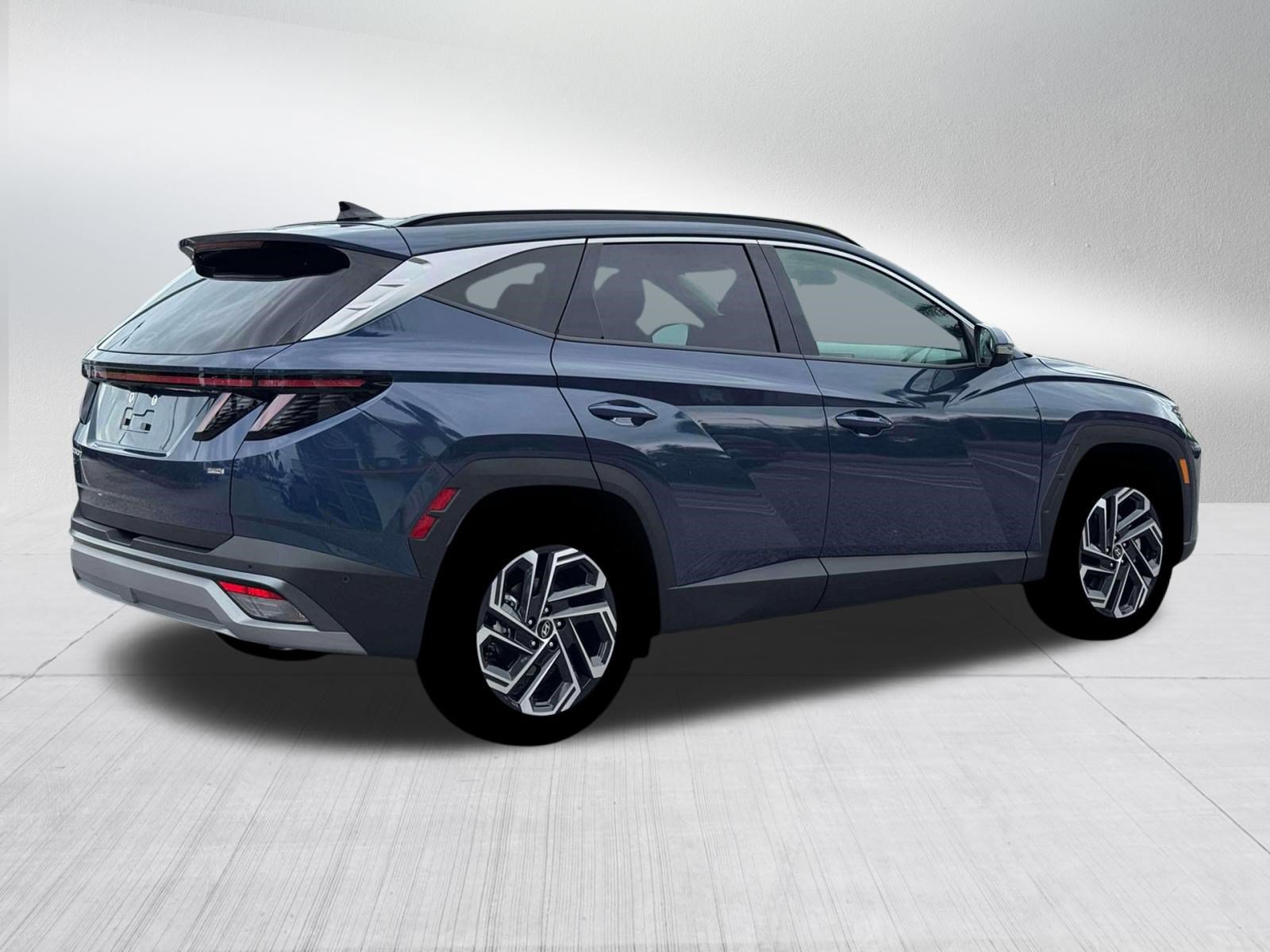 New 2026 Hyundai Tucson Limited AWD/4WD image 8