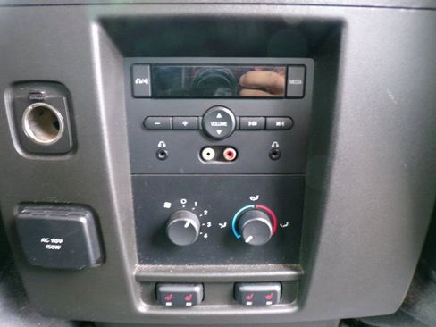 Used 2012 Ford Expedition Limited image 14