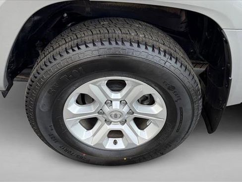 Used 2024 Toyota 4Runner SR5 image 9