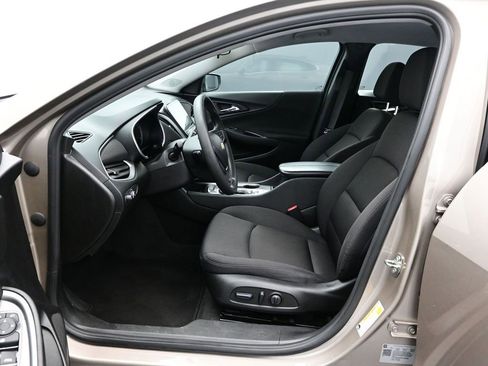 Used 2023 Chevrolet Malibu LT image 13