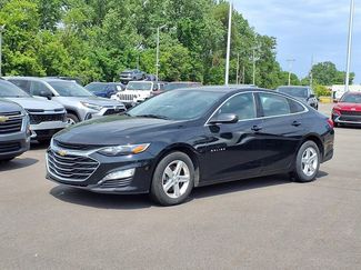 Used 2024 Chevrolet Malibu LT FWD video 1