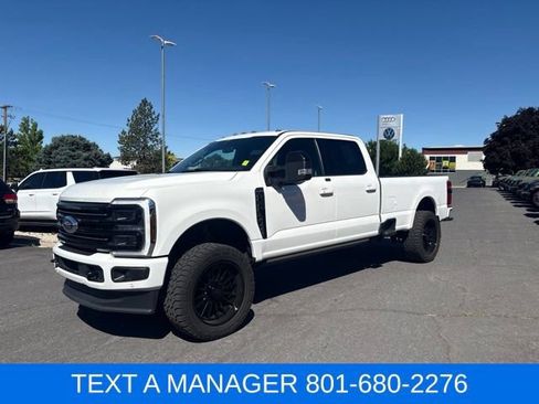 Used 2025 Ford F350 Platinum AWD/4WD image 5