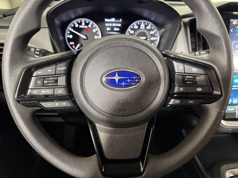 Used 2025 Subaru Crosstrek 2.5i Premium AWD/4WD image 10