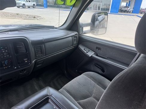 Used 2003 Chevrolet Silverado 2500 LS image 13