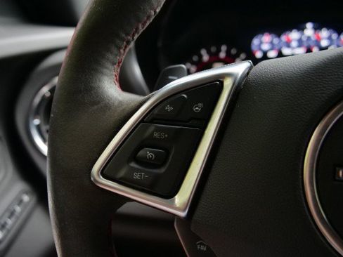 Used 2022 Chevrolet Camaro ZL1 RWD image 10
