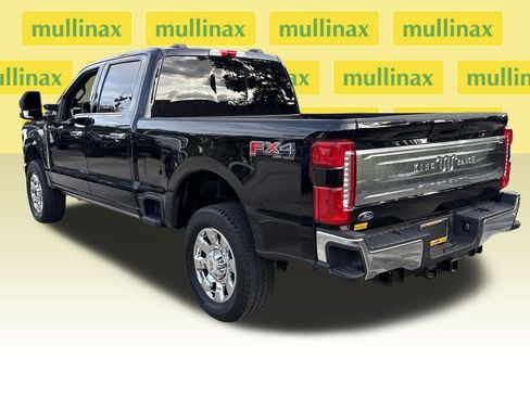 Used 2025 Ford F250 King Ranch w/ Chrome Package image 10