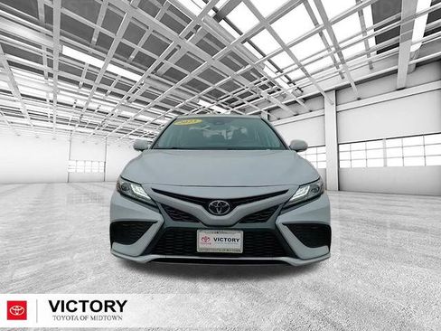 Used 2023 Toyota Camry XSE image 9