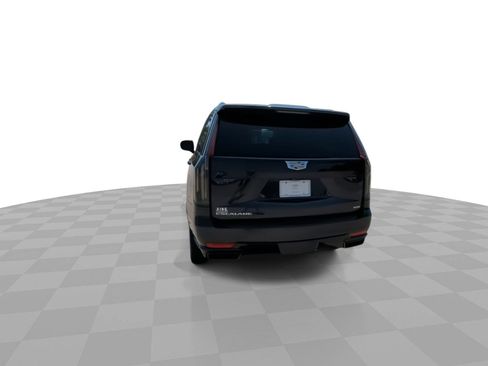 Certified 2022 Cadillac Escalade ESV Sport Platinum RWD image 7
