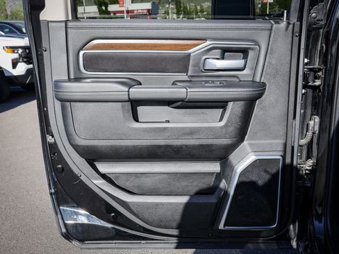 Used 2024 RAM 2500 Laramie w/ Safety Group AWD/4WD image 33