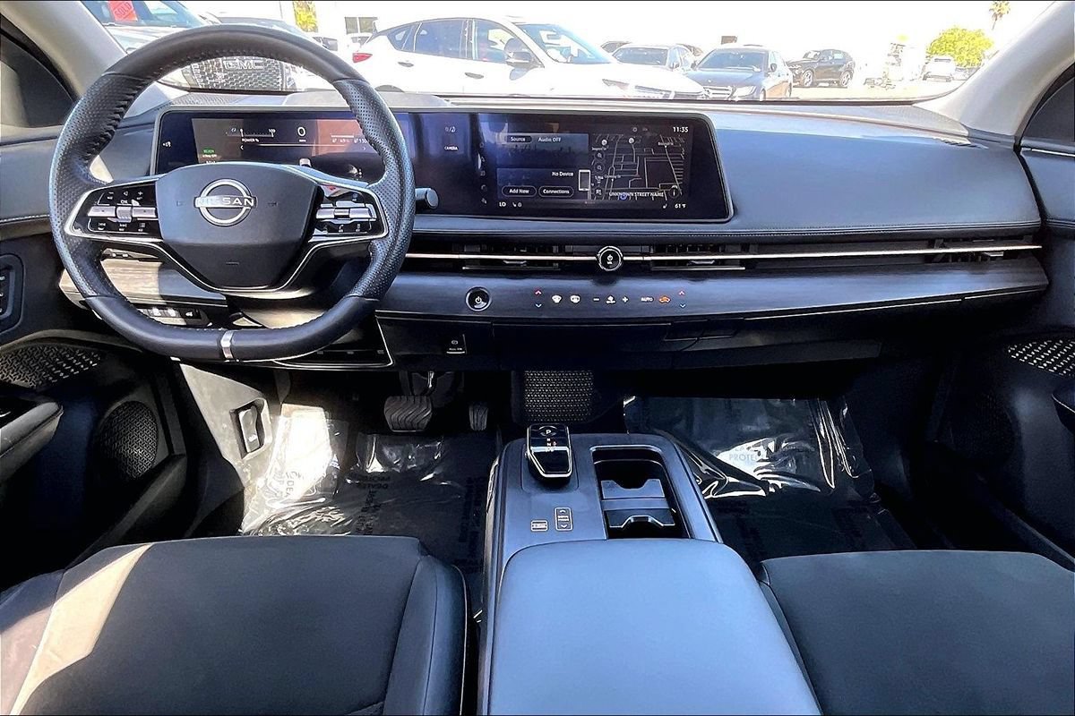Used 2025 Nissan Ariya FWD image 25