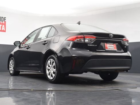 Used 2025 Toyota Corolla LE FWD image 26