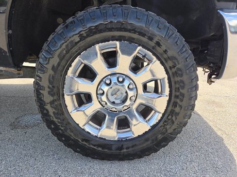 Used 2016 Ford F350 Lariat w/ Lariat Ultimate Package AWD/4WD image 14