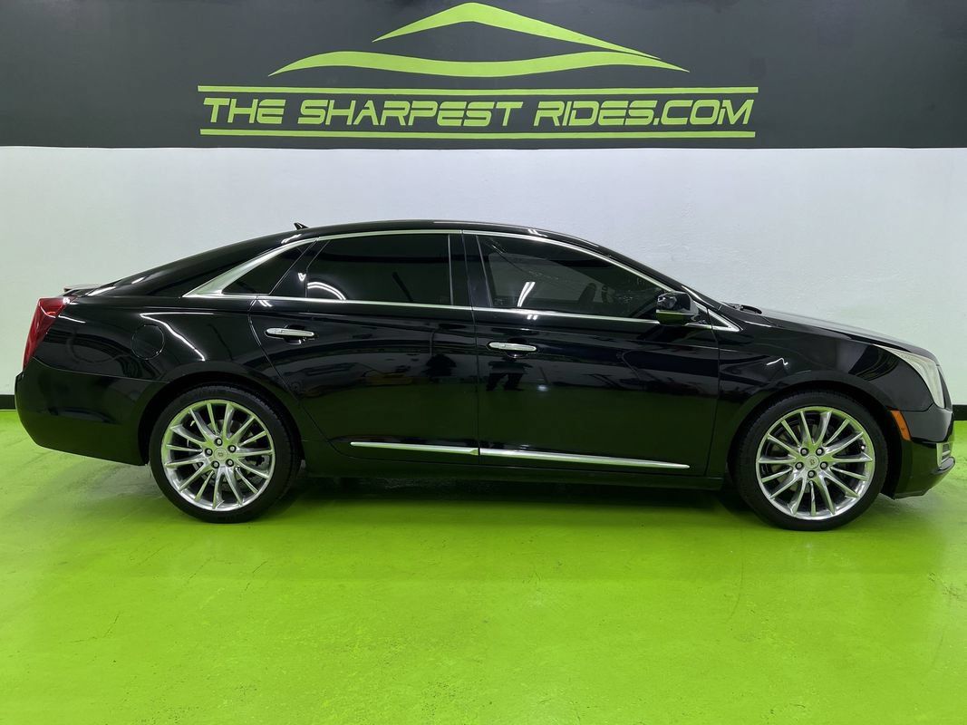 Used 2013 Cadillac XTS Platinum FWD image 11