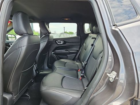 Certified 2022 Jeep Compass Latitude AWD/4WD image 12
