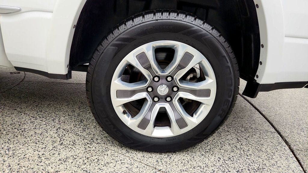 Used 2024 RAM 1500 Limited AWD/4WD image 9