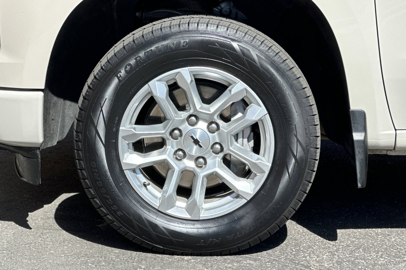 Certified 2026 Chevrolet Silverado 1500 RST RWD image 26