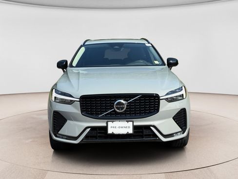 Used 2024 Volvo XC60 B5 Plus w/ Protection Package Premier AWD/4WD image 8