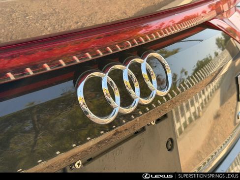 Used 2019 Audi Q8 Premium AWD/4WD image 9